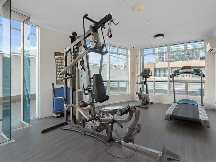 e4a2123d-809f-464b-8b9d-0be6654f0274